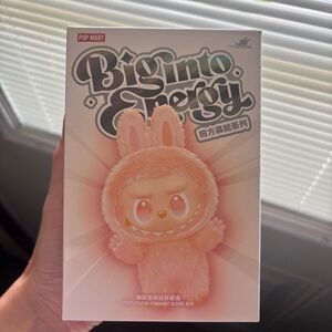 Pop Mart Big Into Energy (LOVE) AUTHENTIC